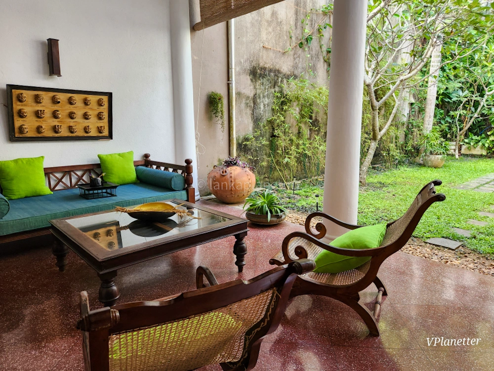 斯里兰卡加勒带停车位的3+1别墅