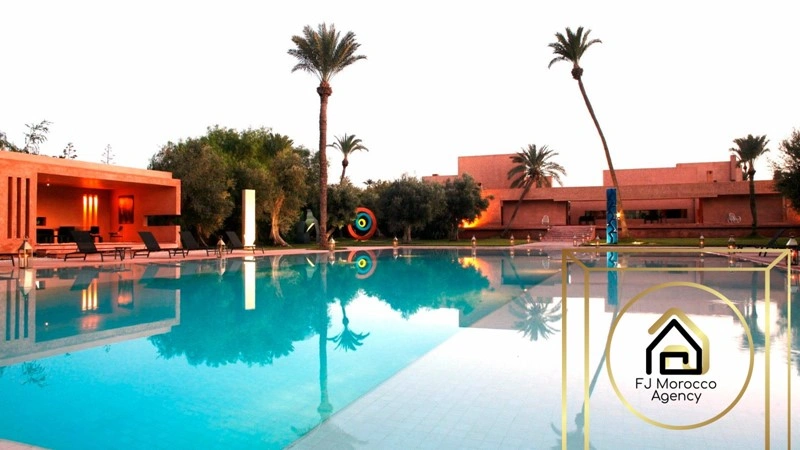 منزل رائع بمساحة 2400 م² في مراكش، المغرب