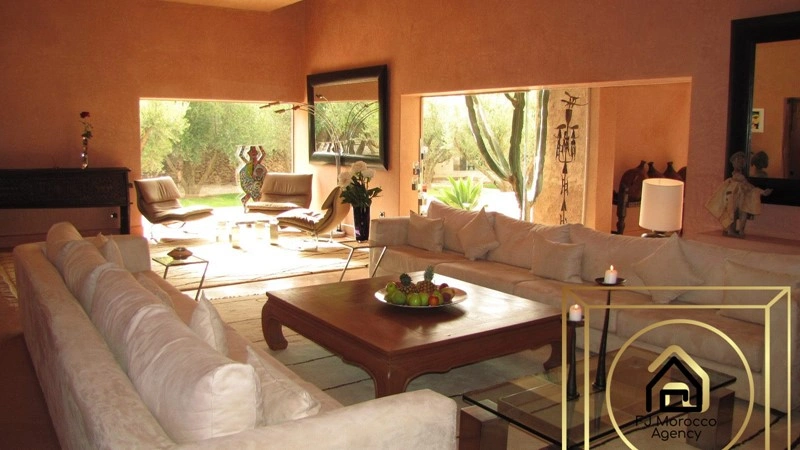 منزل رائع بمساحة 2400 م² في مراكش، المغرب