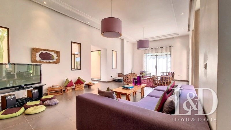 منزل جميل بمساحة 450 م² في مراكش، المغرب