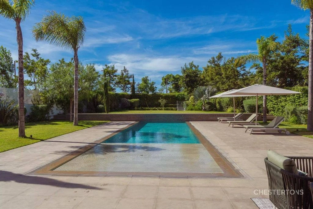 Villa spacieuse de 1800 m² à Rabat, Maroc