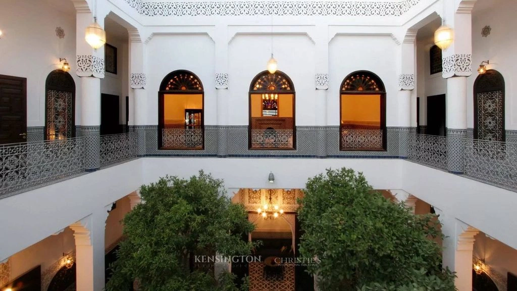 5+1 spacious house 508 m2 in Fes, Morocco