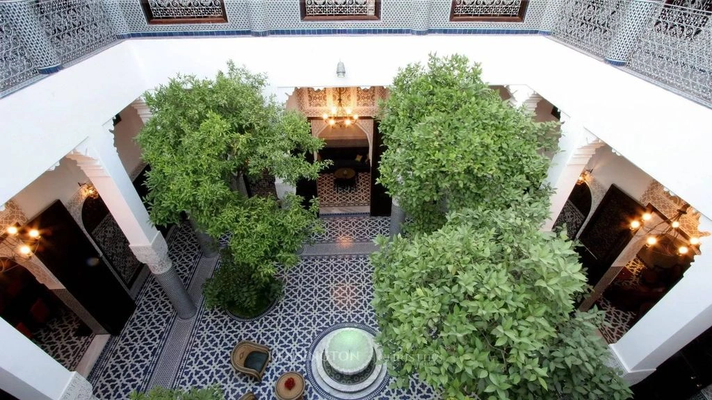 5+1 spacious house 508 m2 in Fes, Morocco