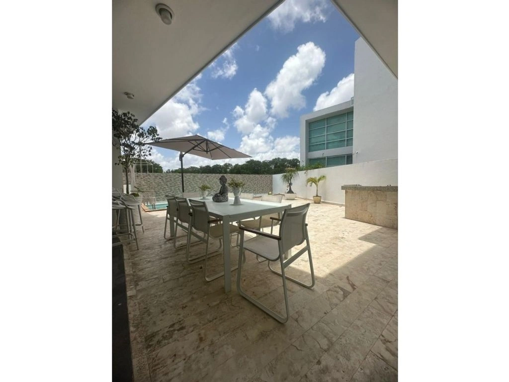 墨西哥坎昆宽敞住宅,面积 370 m²