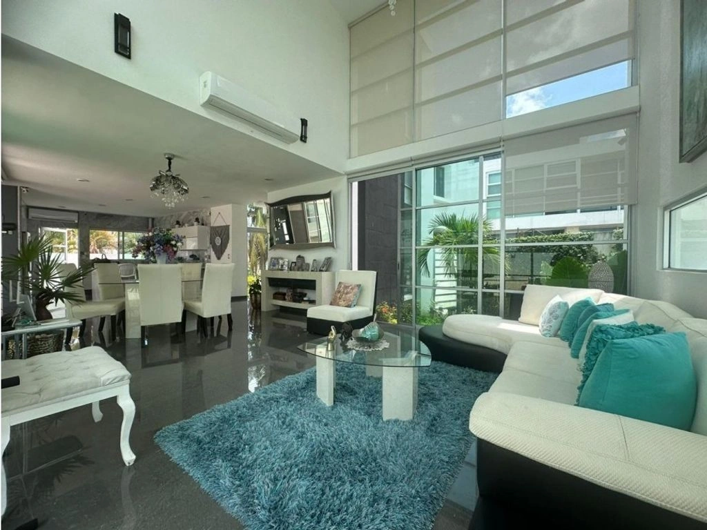 墨西哥坎昆宽敞住宅,面积 370 m²