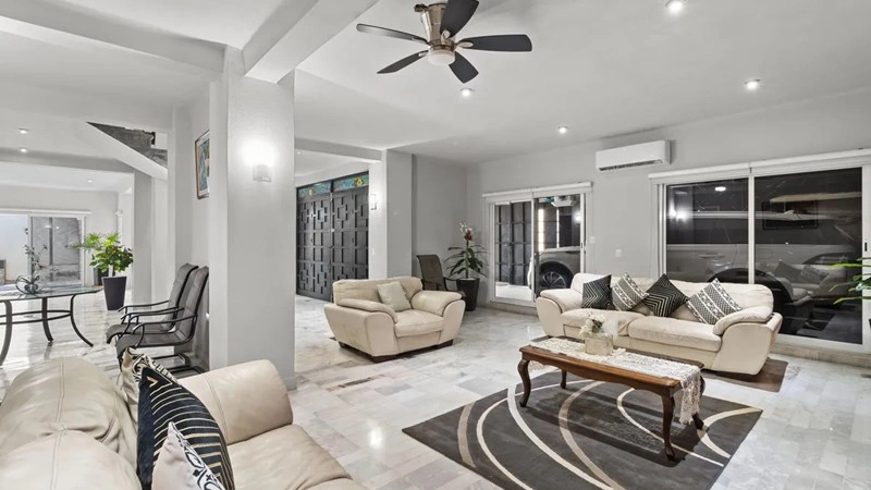 منزل واسع مكوّن من 5 غرف نوم بالقرب من الشاطئ في بويرتو فايارتا، المكسيك