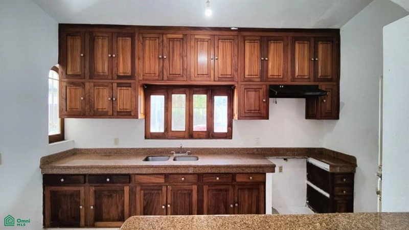 墨西哥普埃尔托瓦亚尔塔宽敞三居住宅