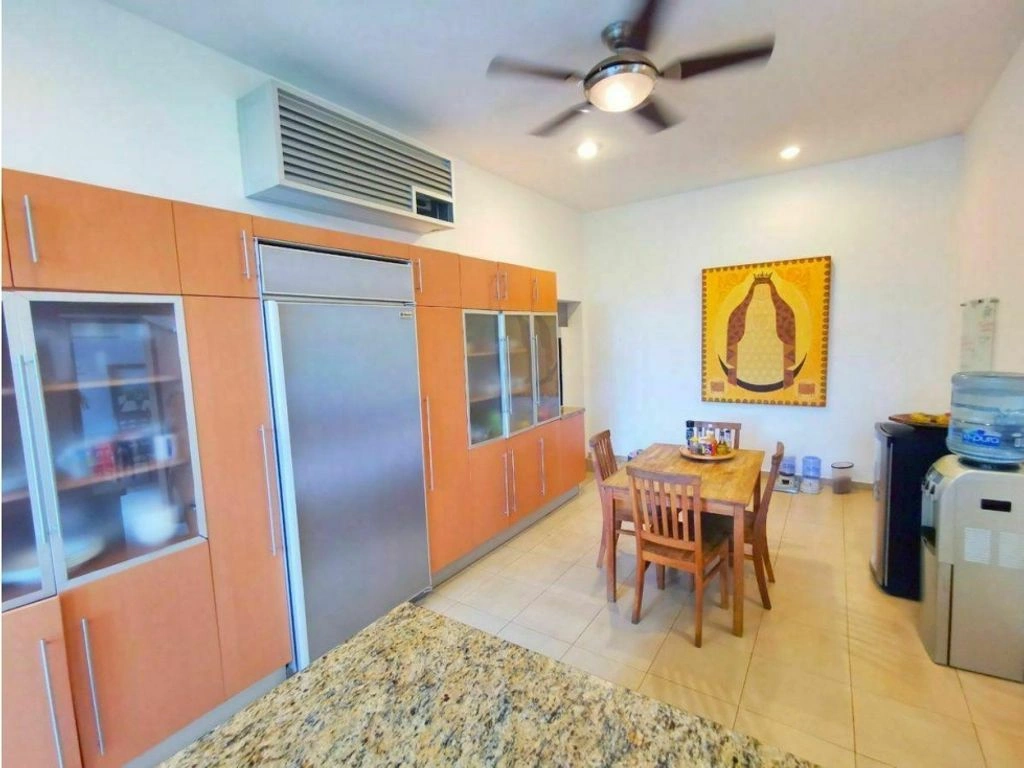 منزل فسيح بمساحة 801 m² في ميريدا، المكسيك