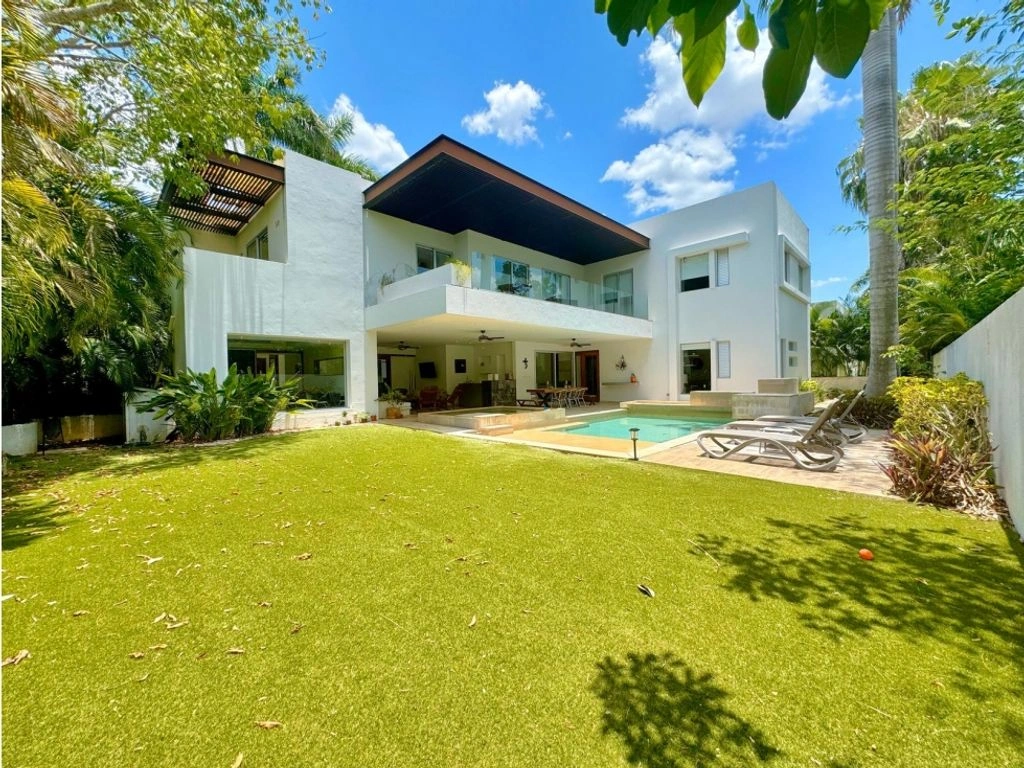 आरामदायक घर, 809 m2, मेरिडा, मेक्सिको