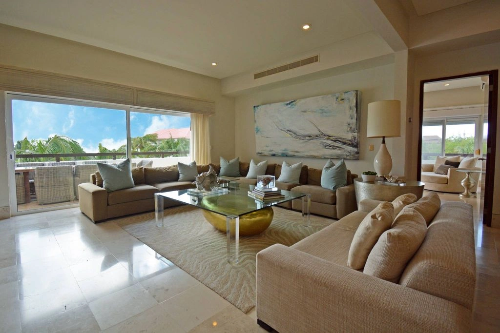 墨西哥普拉亚德尔卡门,365 m2 宽敞顶层公寓