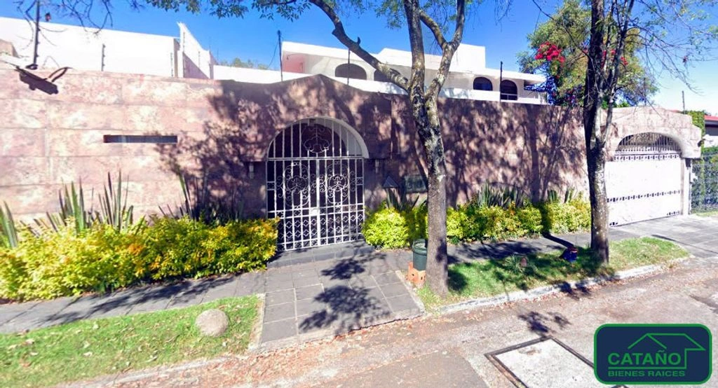 墨西哥城明亮宽敞住宅