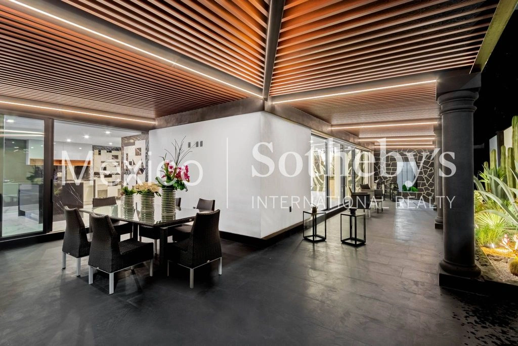 فيلا فسيحة بمساحة 1000 م² في مكسيكو سيتي، المكسيك