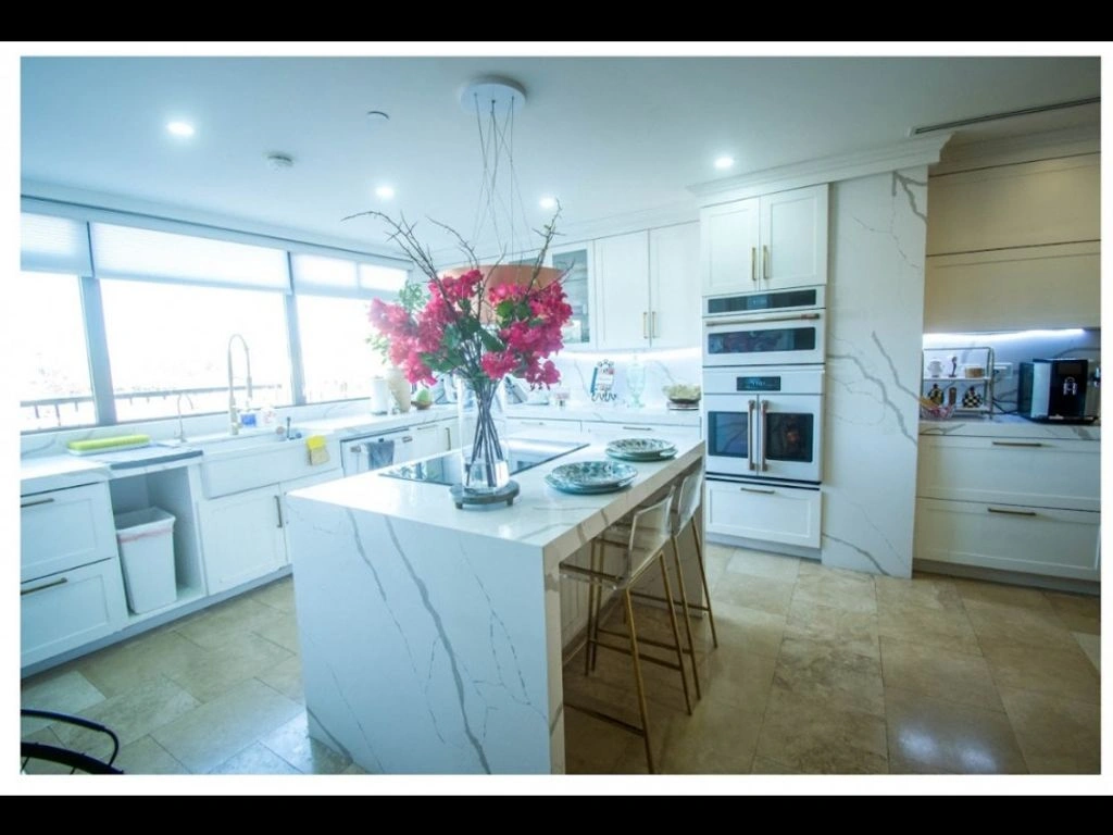 Bright penthouse in Tijuana, Mexico