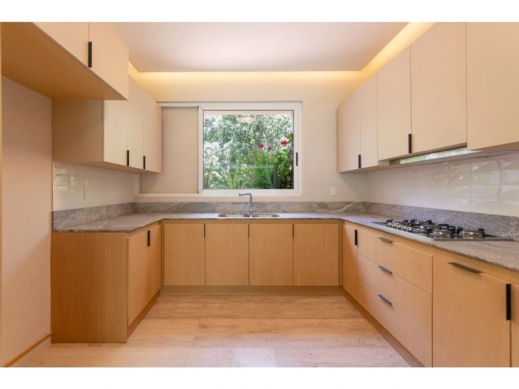 墨西哥普埃布拉宽敞三居公寓