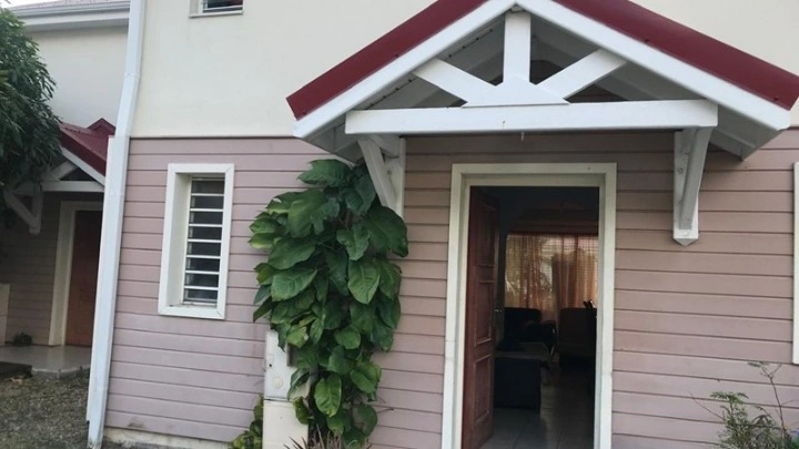 تاون هاوس صغير بمساحة 90 م² في ماريغو، سانت مارتن