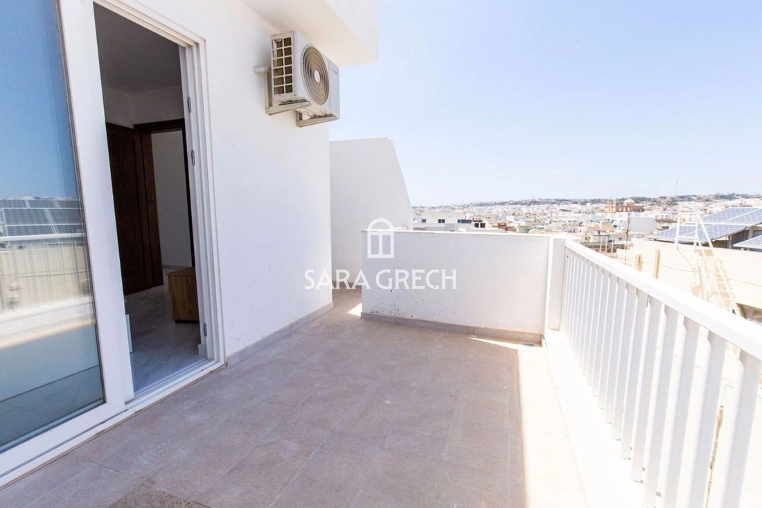 پنتهاوس 3+1 با نمای پانورامیک در بیرکیرکارا، مالت