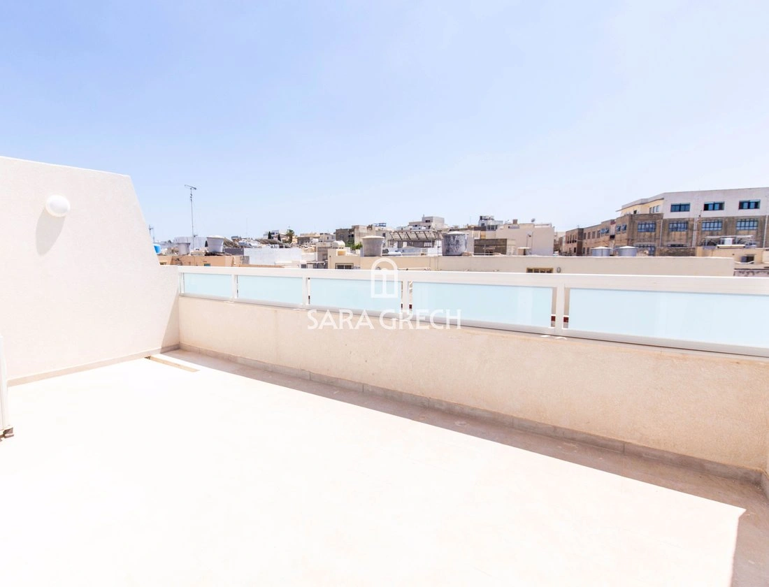 پنتهاوس 3+1 با نمای پانورامیک در بیرکیرکارا، مالت