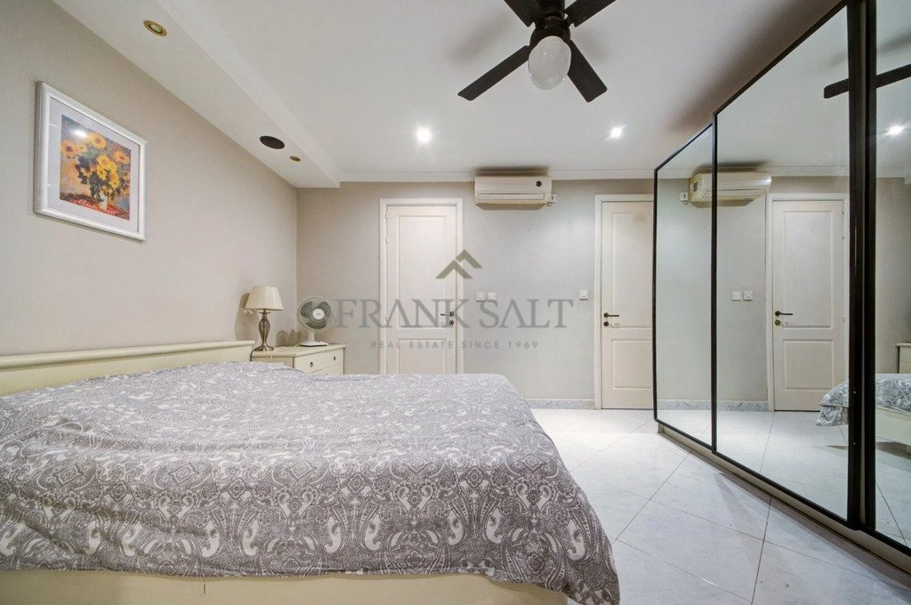 Apartamento 130 m² com vista para o mar em Sliema, Malta