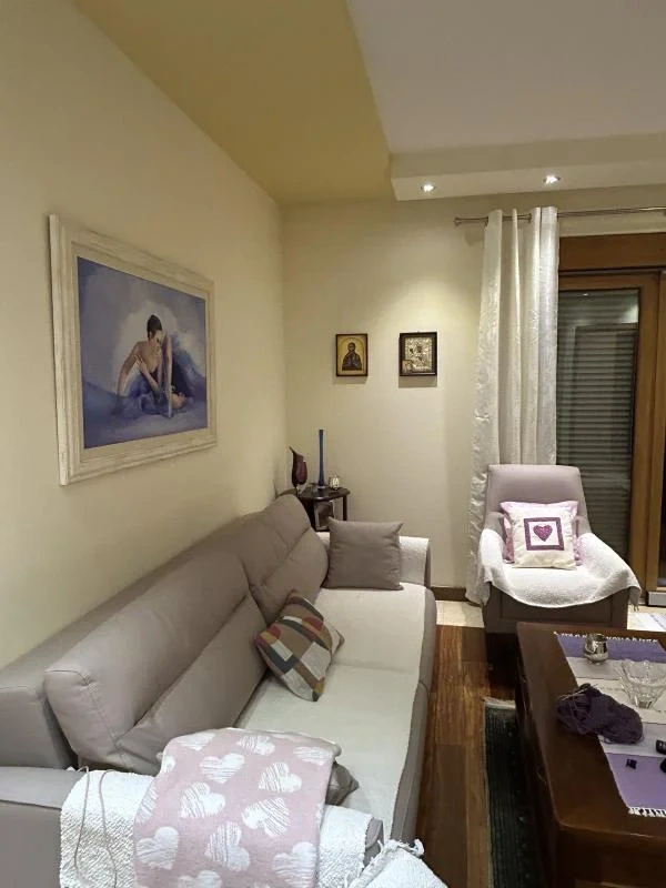 Светлая квартира 1+1 в Подгорице, Черногория