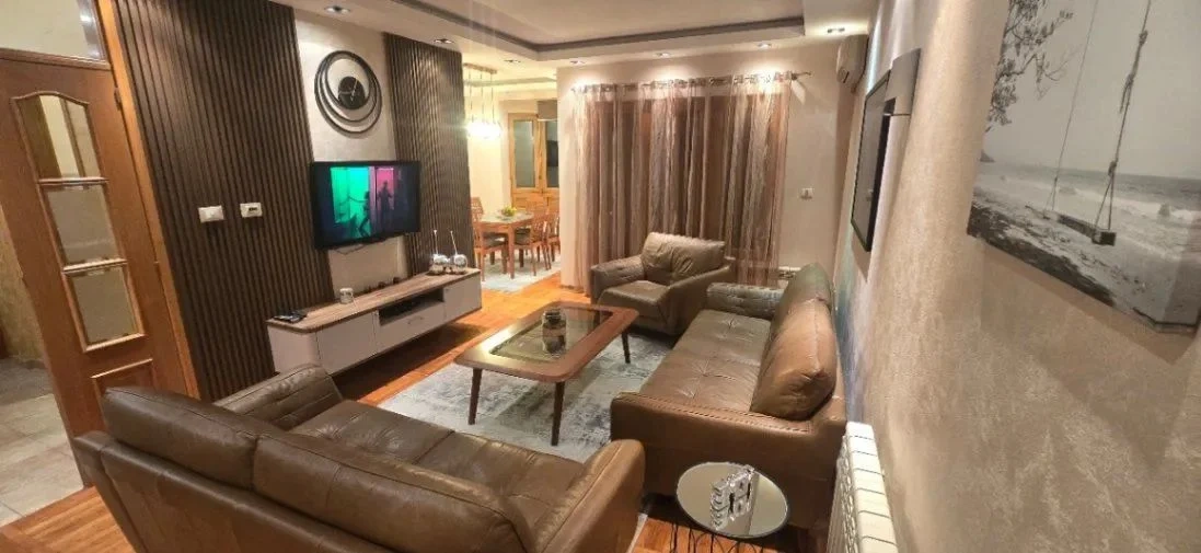 شقة فاخرة بمساحة 109 م² في ساحة رومان في بودغوريتسا، مونتينيغرو