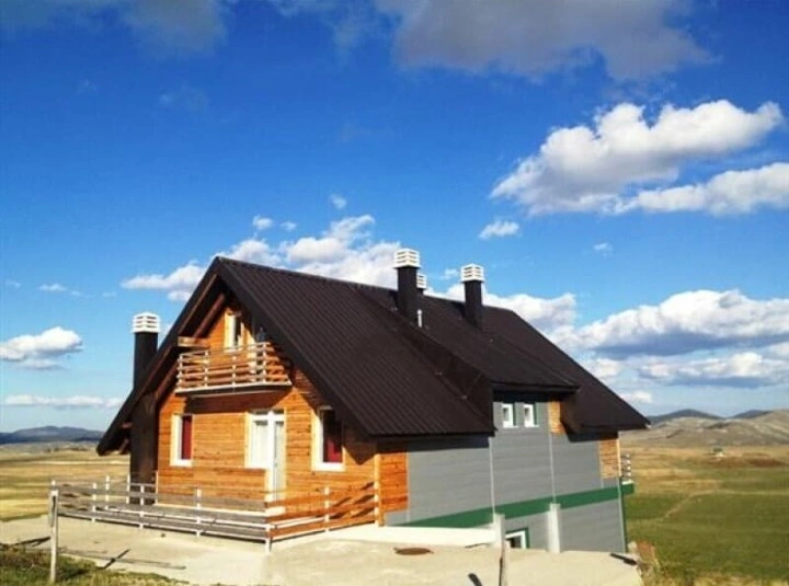 منزل مريح 180 م² قرب مسارات التزلج في نيكشيتش، مونتينيغرو