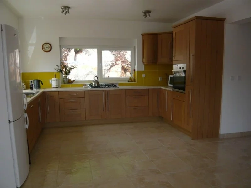 Casa ristrutturata 4+1 a Niksic, Montenegro