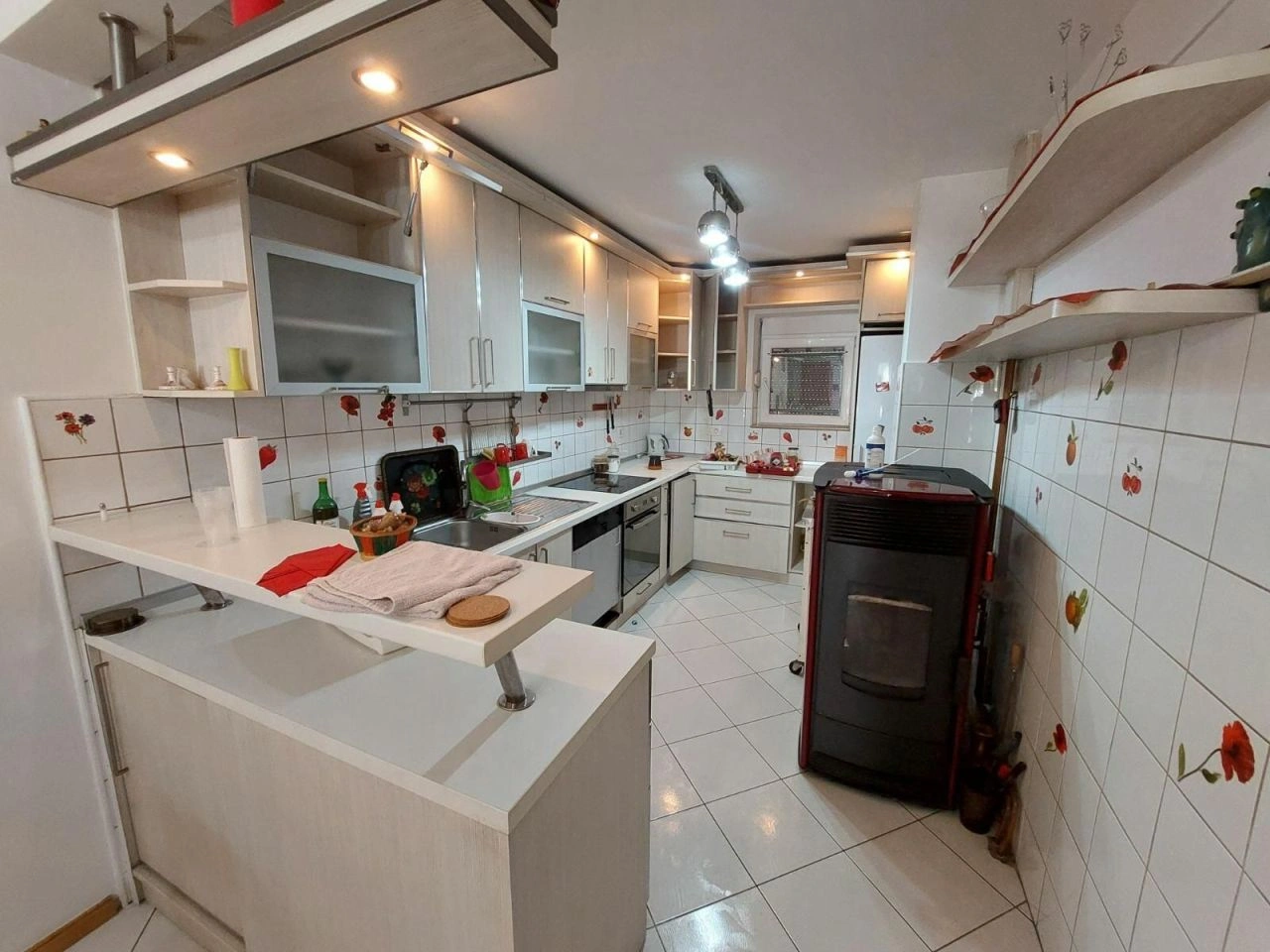 منزل عائلي بمساحة 135 م² في وسط نيكشيتش، مونتينيغرو