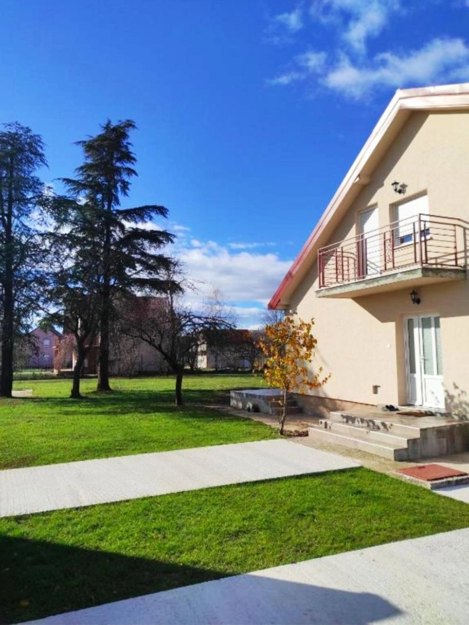 निकसिक, मोंटेनेग्रो में आरामदायक 4+1 घर