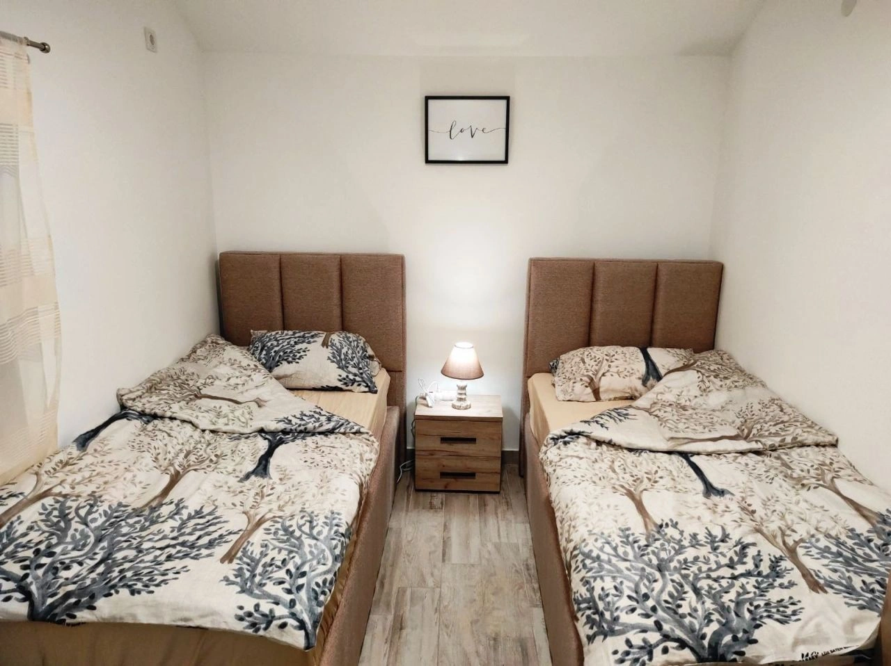 Меблированный дом 130 м² у озера в Никшиче, Черногория