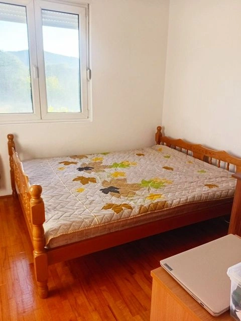 Casa luminosa 4+1 a Niksic, Montenegro