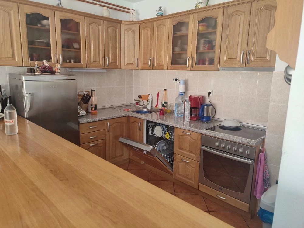 Casa luminosa 3+1 a Niksic, Montenegro