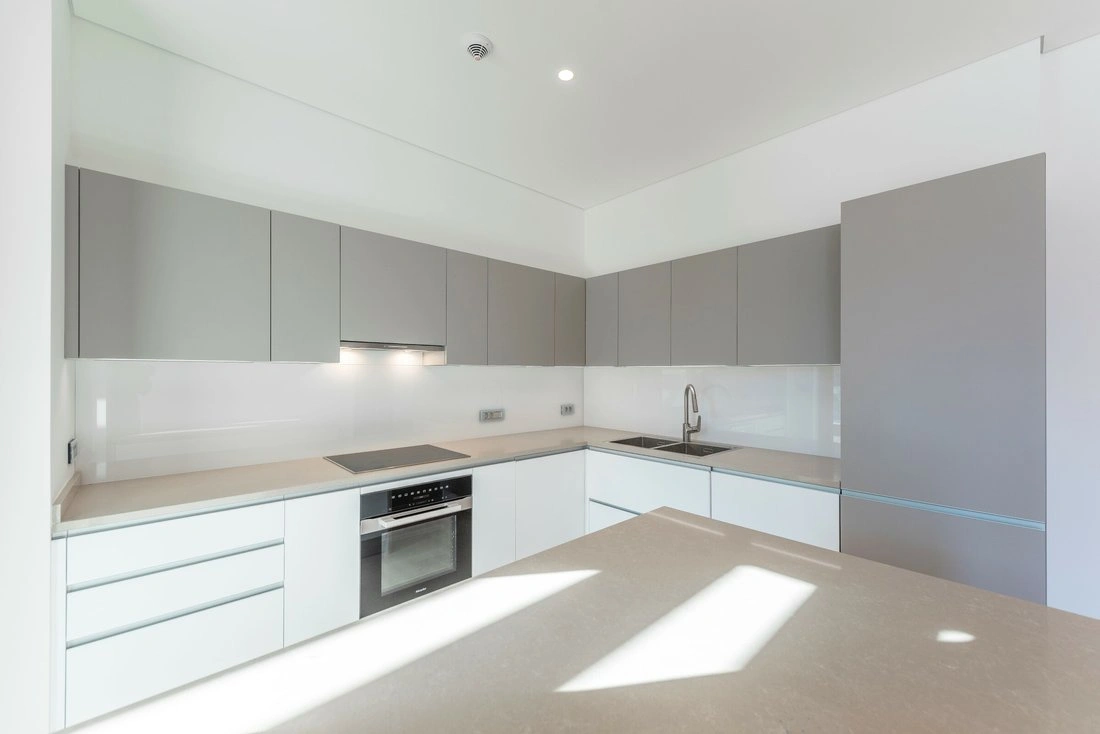 Elegante attico di 156 m2 con vista panoramica sul porto di Igalo, Montenegro