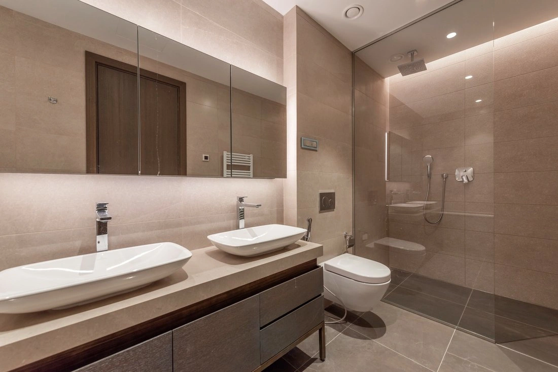 Elegante attico di 156 m2 con vista panoramica sul porto di Igalo, Montenegro