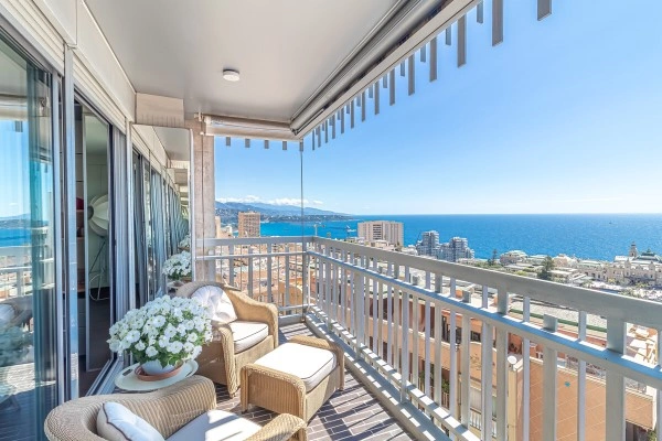 شقة فاخرة بمساحة 93 م2 وإطلالة بانورامية في موناكو