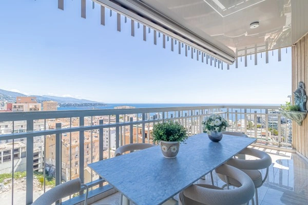 شقة فاخرة بمساحة 93 م2 وإطلالة بانورامية في موناكو