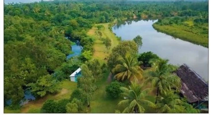 Malerische 44 ha große Halbinsel in Toamasina, Madagaskar