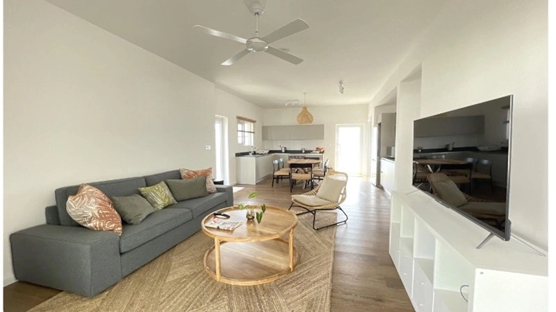 Apartamento espaçoso 3+1 em Grand Rivière Noir, Ilhas Maurícias