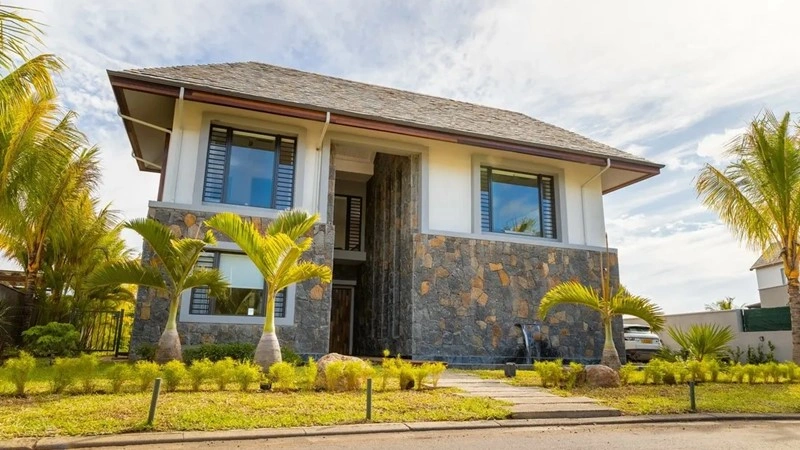 Ampia villa 6+1 a Grand Rivière Noir, Mauritius