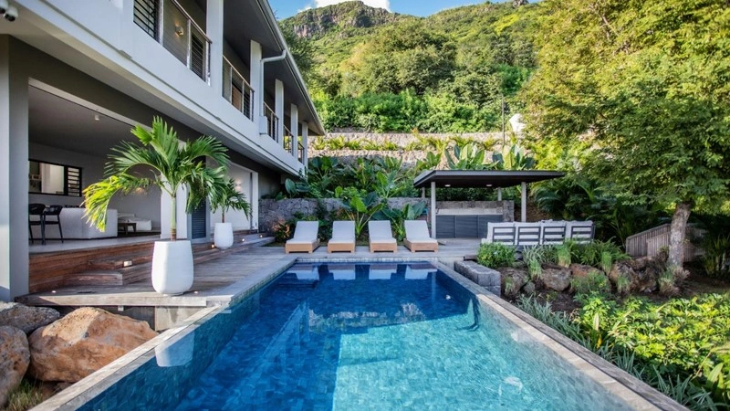 Moradia serena 5+1 em Grand Rivière Noir, Maurício