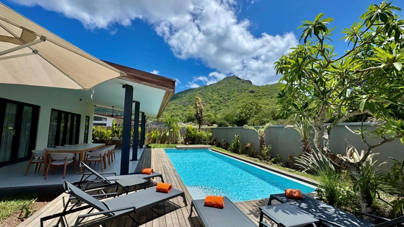 Frisch renovierte Villa 3+1 in Grand Rivière Noir, Mauritius