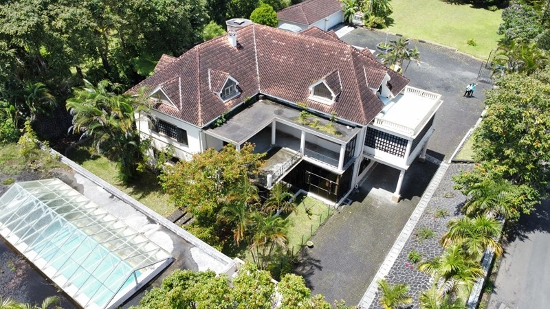 Sunlit villa 5+1 in Vacoas-Phoenix, Mauritius