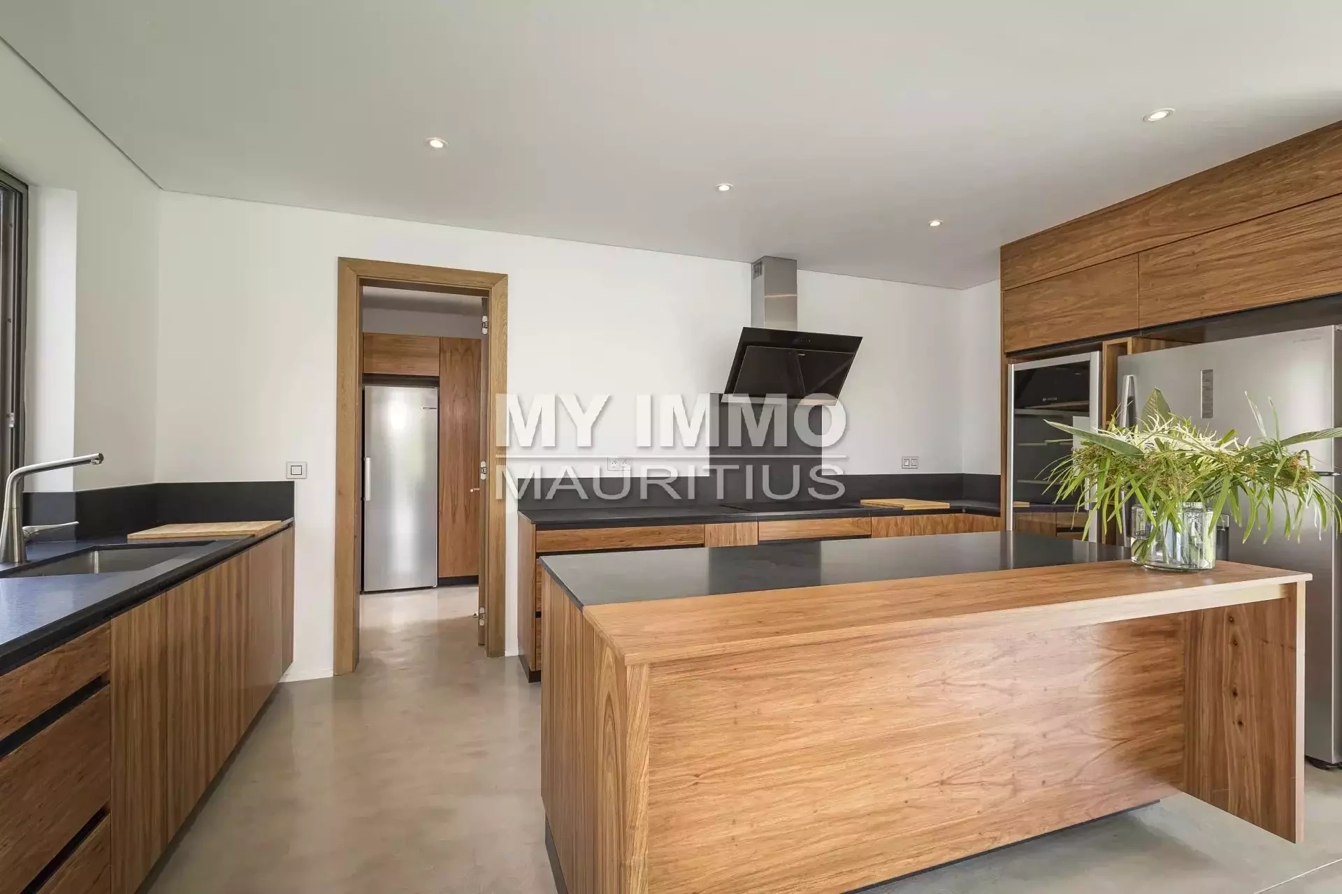 New villa 538 m2 in Port Louis, Mauritius