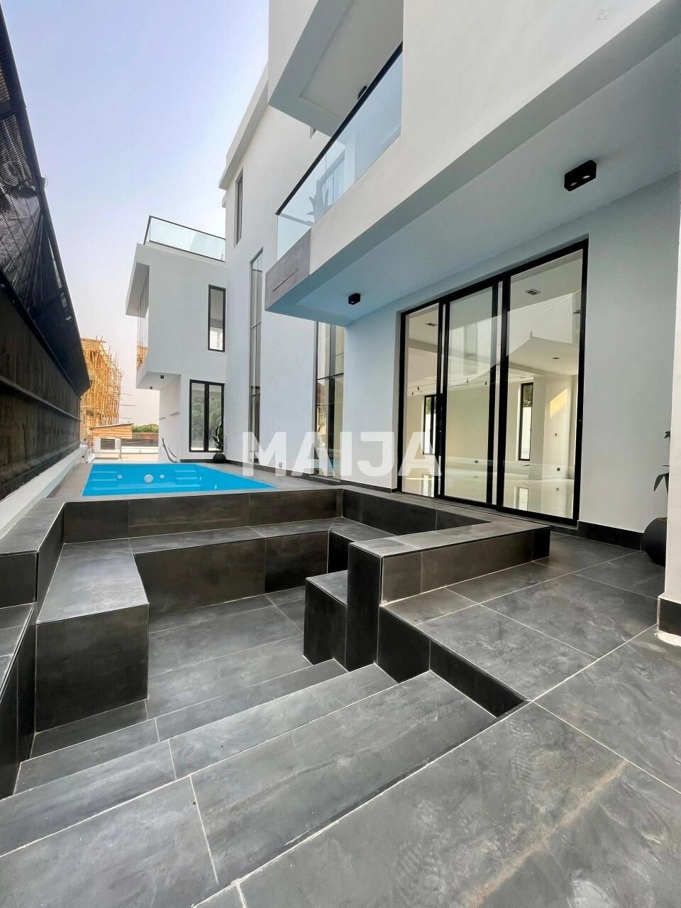 منزل فسيح بمساحة 690 m² في لاجوس، نيجيريا