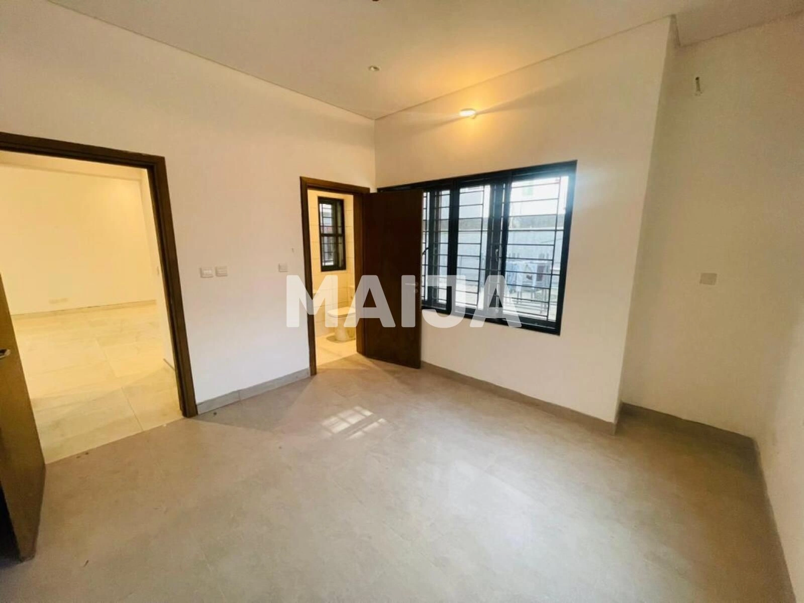 منزل عائلي كبير بمساحة 1490 م² في لاجوس، نيجيريا