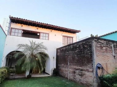莱昂(尼加拉瓜)5+1 带家具住宅
