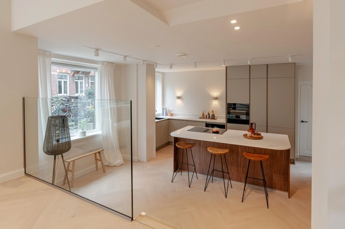 منزل فسيح بمساحة 155 م² في أمستردام، هولندا