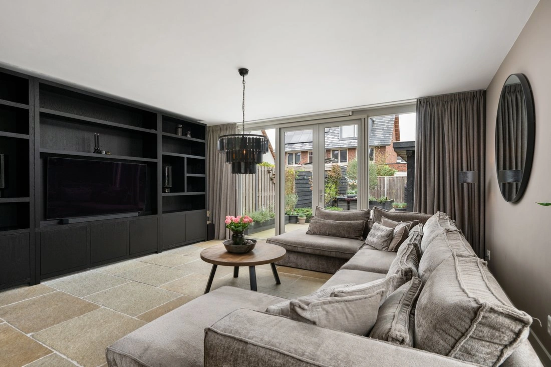 منزل واسع مكوَّن من 4 غرف نوم في Berkel en Rodenrijs، هولندا