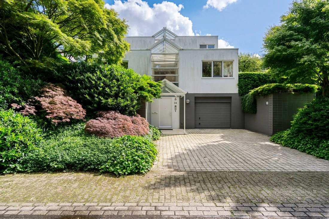 فيلا فسيحة مكونة من 4 غرف نوم في روتردام، هولندا