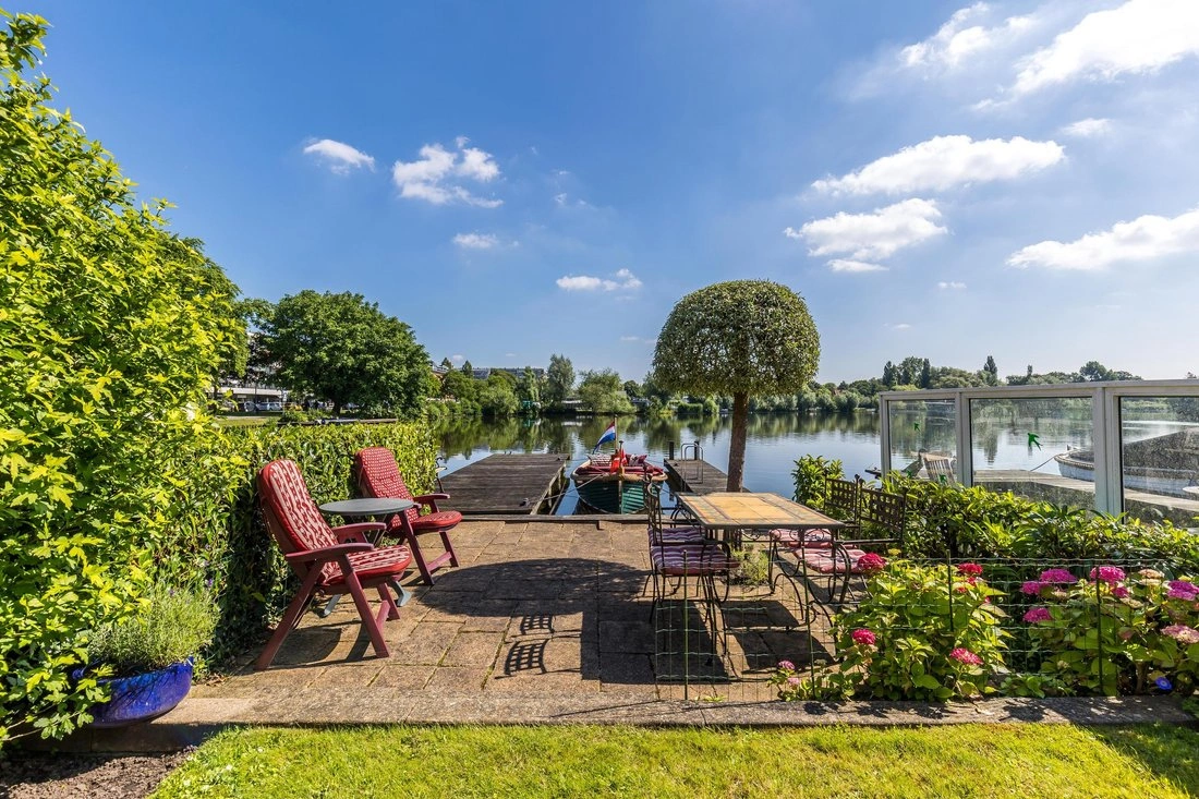 荷兰鹿特丹 明亮住宅