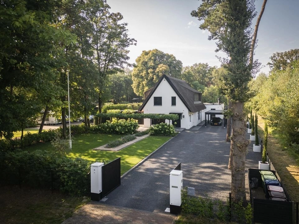 荷兰乌得勒支 尊贵 3+1 别墅